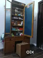 Dressing table