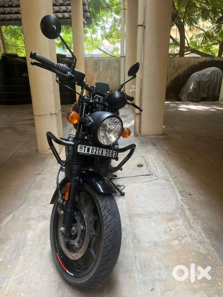 smooth performance and mileage ranges 35-40 with compact design