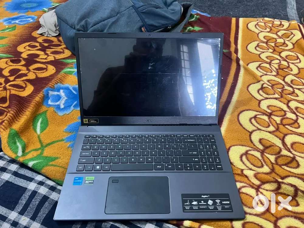Acer aspire 7, I5 12450H, RTX 3050, (16, 512)