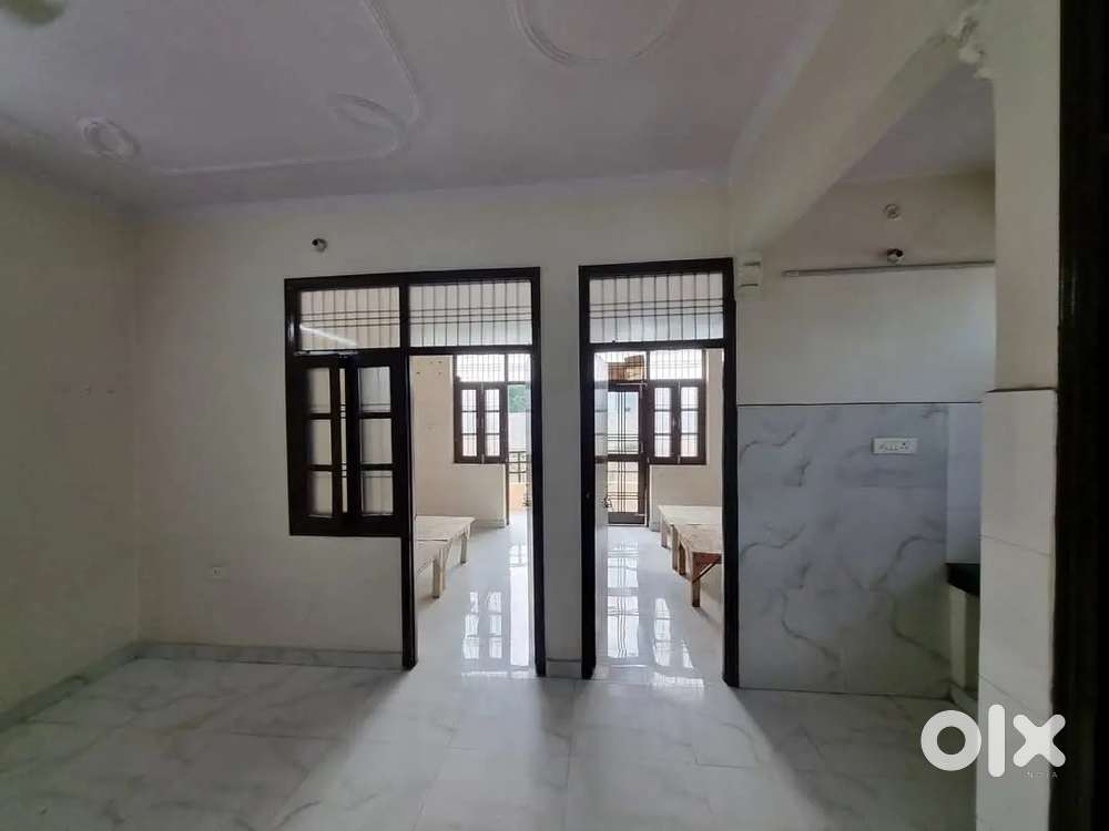 2BHK for Rent in Hazratganj