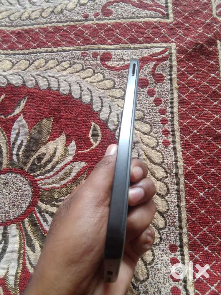 Redmi 13 5G 6/128 (Price :- 7000/-)