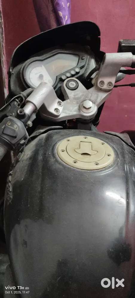 Aisa koi jo kum paise mein bike cahhta ho