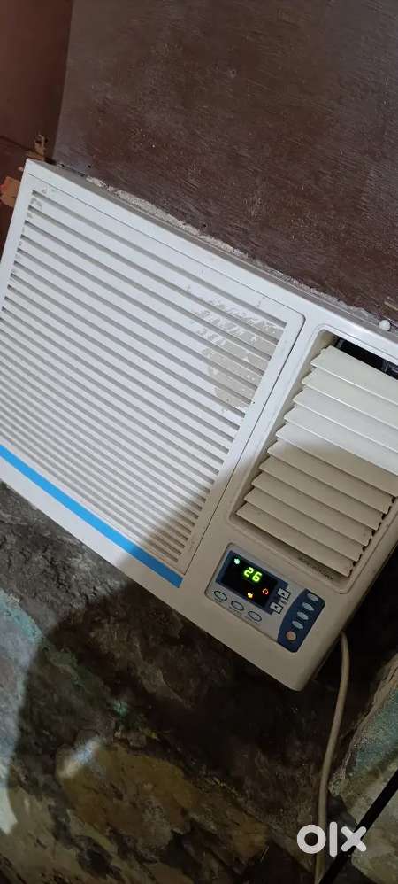 Ondia window AC good condition