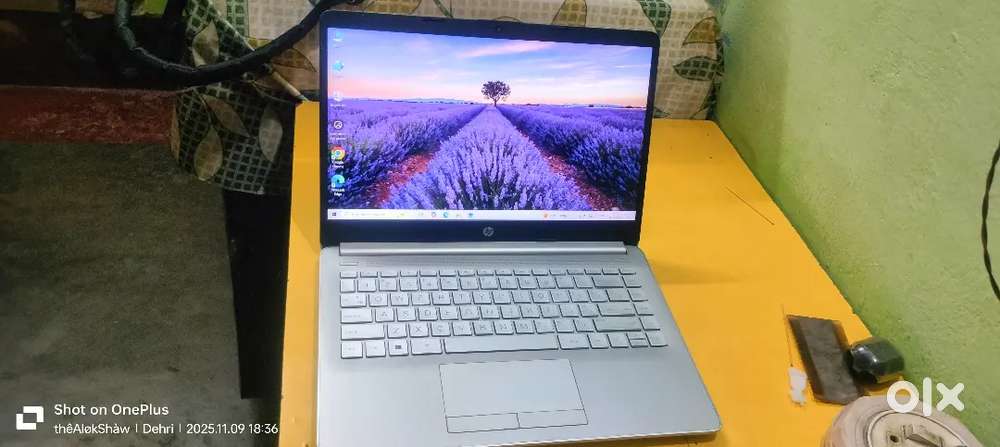 Hp 14s laptop with 1keyboard and laptop bag