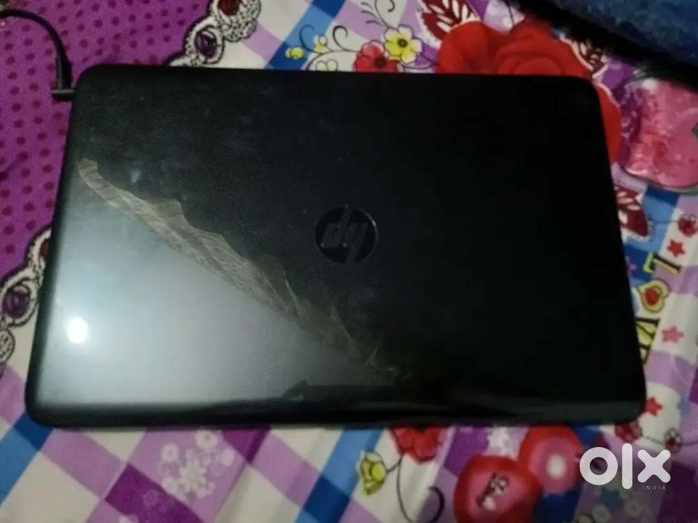 HP  Laptop hai