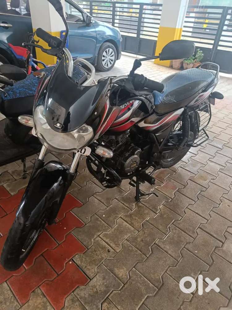 Bajaj discover 100cc for sale at Guduvanchery