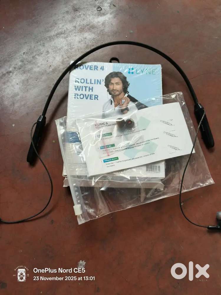 Brand New Lyne Rover 4 Bluetooth Neck band is available to sell