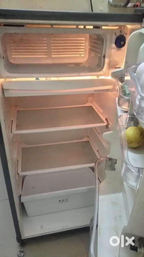 Fridge is good condition