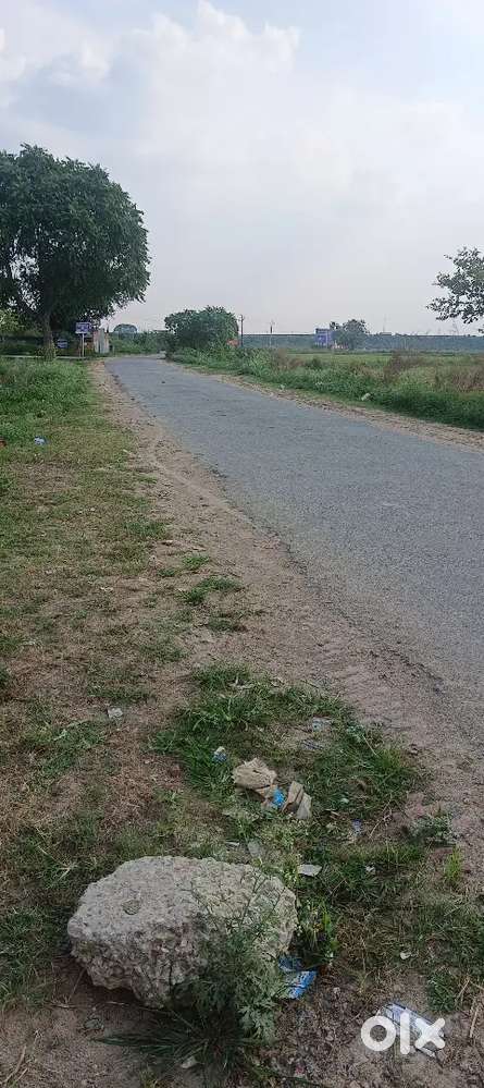 150 gaj plot Urgent sale plot in hapur