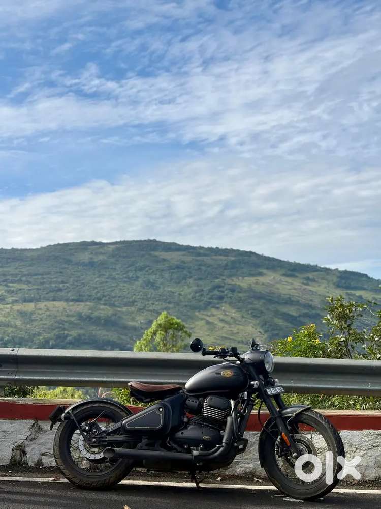 Jawa perak 2024 model