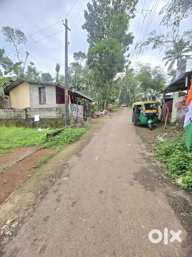 5CENT HOUSE PLOT VENJARAMOODU