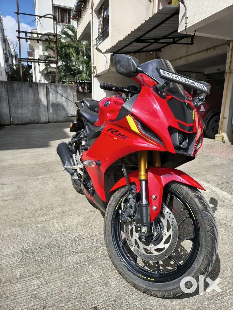 Brand new yamha R15 V4