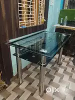 Dining table with four steel chair