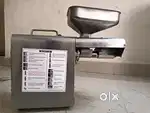 Oil Extracting Machine.