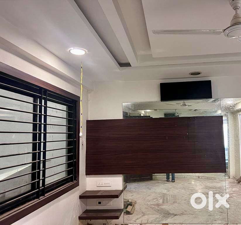 1800sq space for rent for shops/offc/boutiq/clinic Anand bazar indore