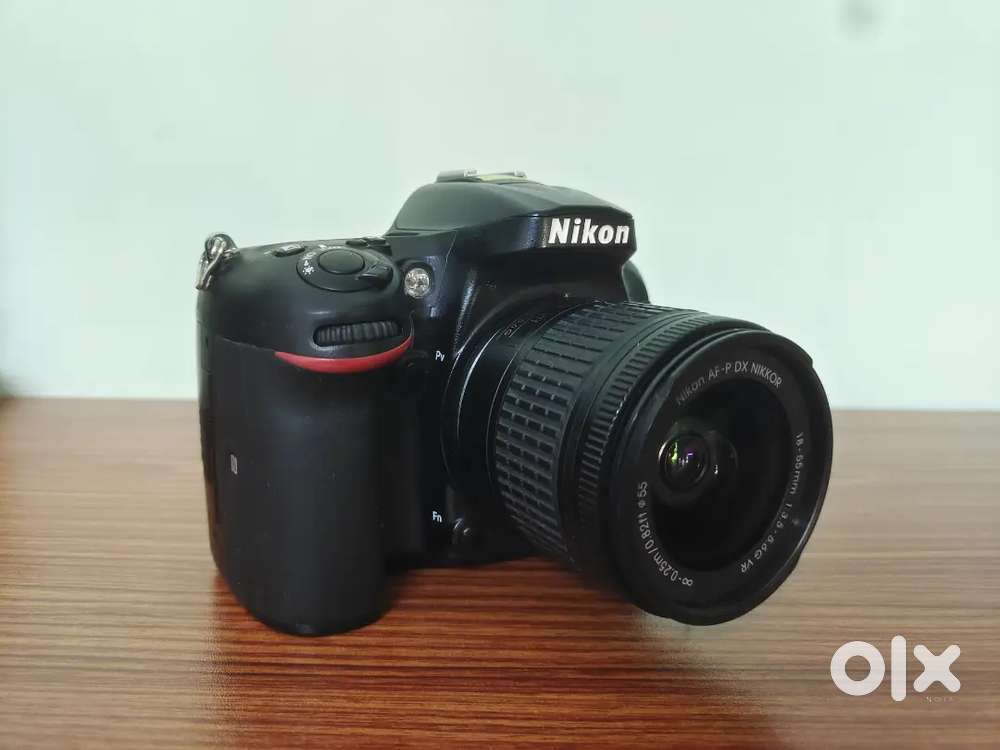 Nikon D7200 with kit lens