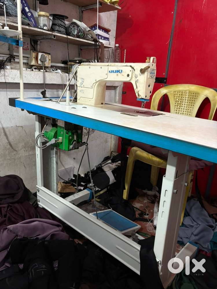 Tailoring machine