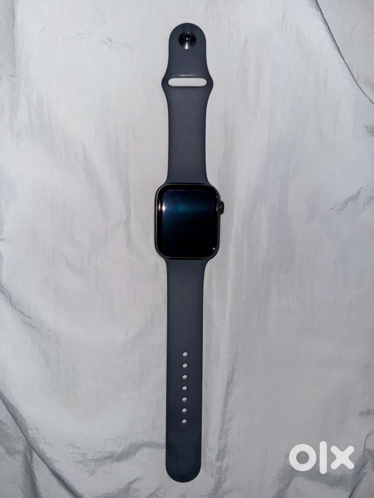 Apple Watch SE 44 mm GPS + Cellular Sport Band (Midnight Colour)