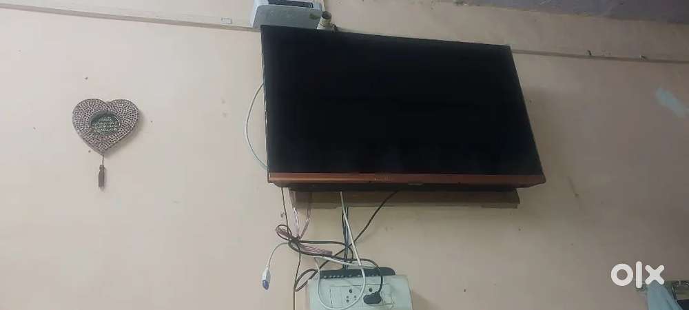 Samsung TV not smart in good condition