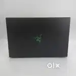 Razer Blade 15 Advanced 4K TOUCH 2.3 GHz i7-10875H 32GB 1TB RTX 2080