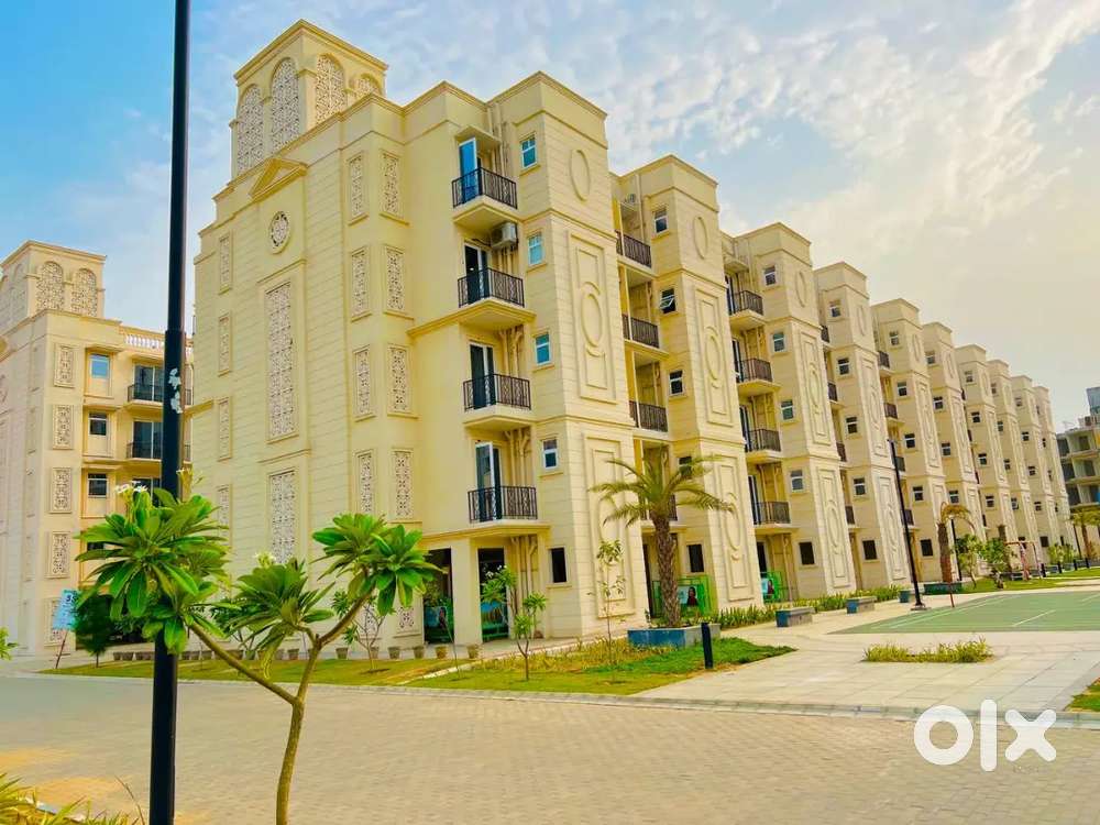 Semi furnished Flat Available for Rent in Signature Society