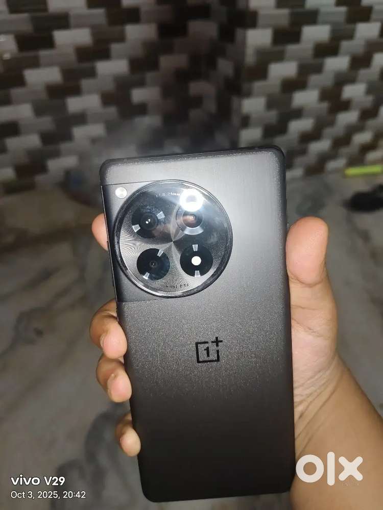 Model -CPH2585 ONEPLUS 12R