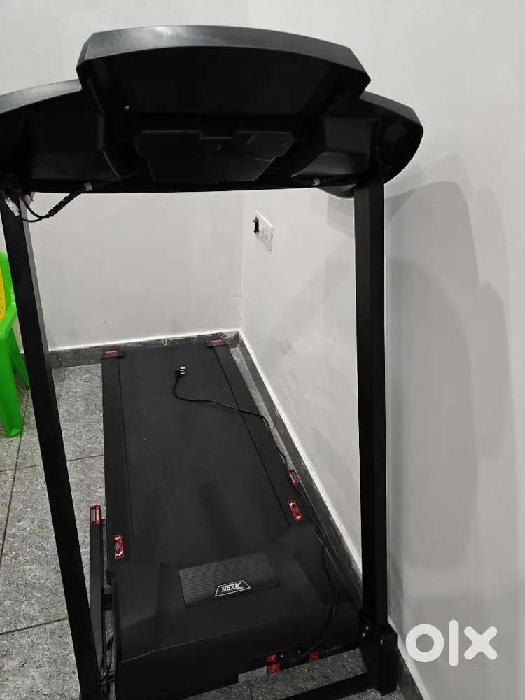 Treadmill for selling