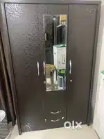 3 Door Wardrobe 4 x6.5