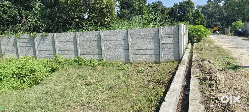 Plot in Gehru 1200 Sqft With 30 Feet Roads