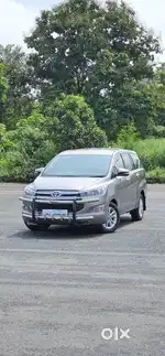 Toyota Innova Crysta 2.4 V, 2016, Diesel