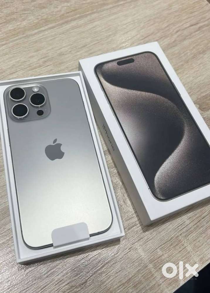 Holidays offer I phone 15 pro refurbished available in 128gb