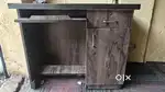 Computer table