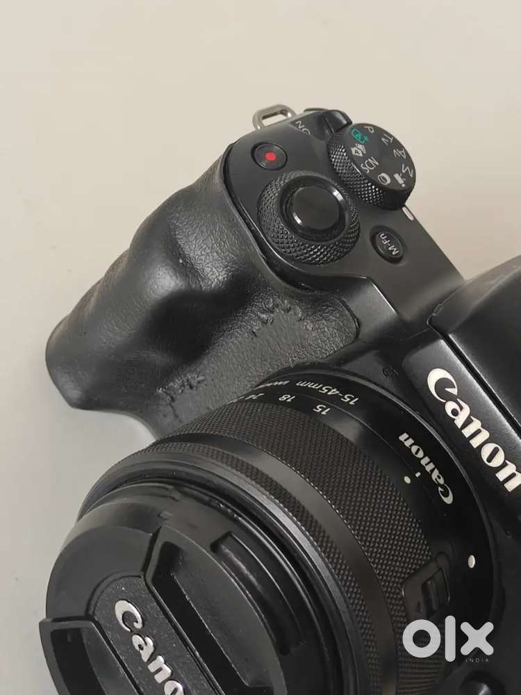 Camera canon m50