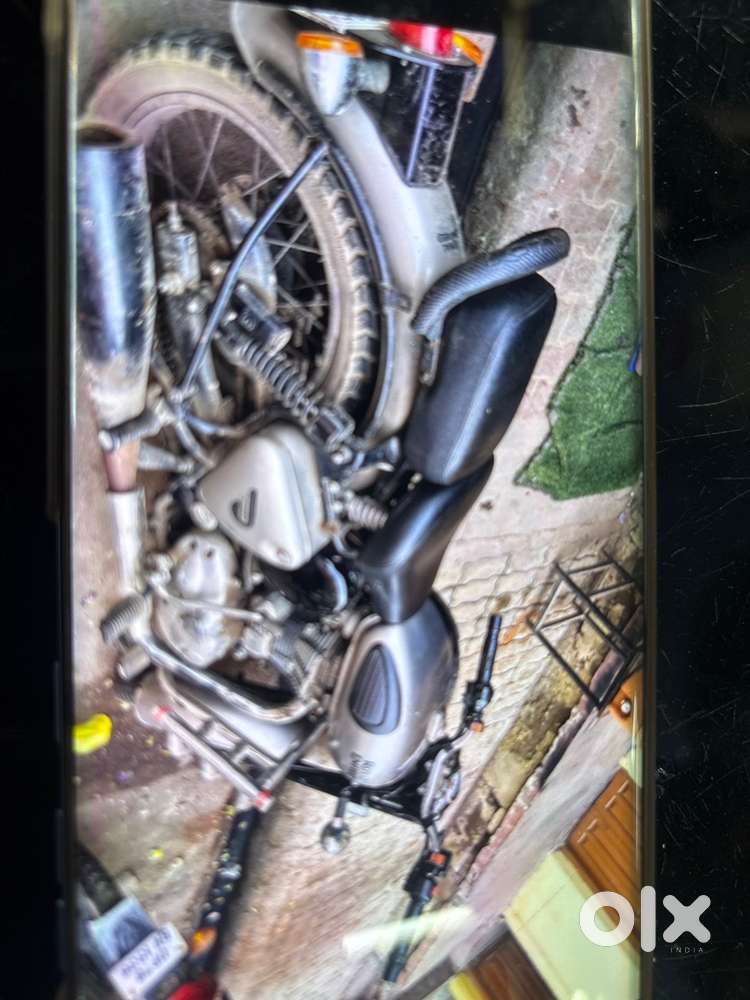 Gadi me koe kami nhi h sab second owner, double dis