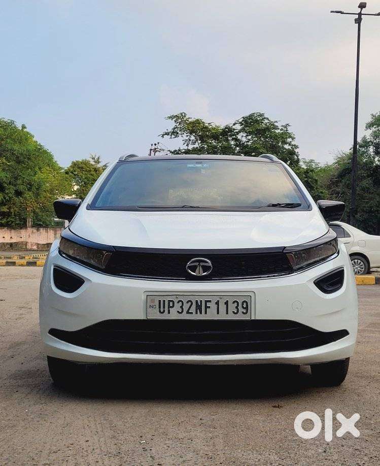 Tata Altroz 1.2 XE Plus Petrol, 2022, Petrol