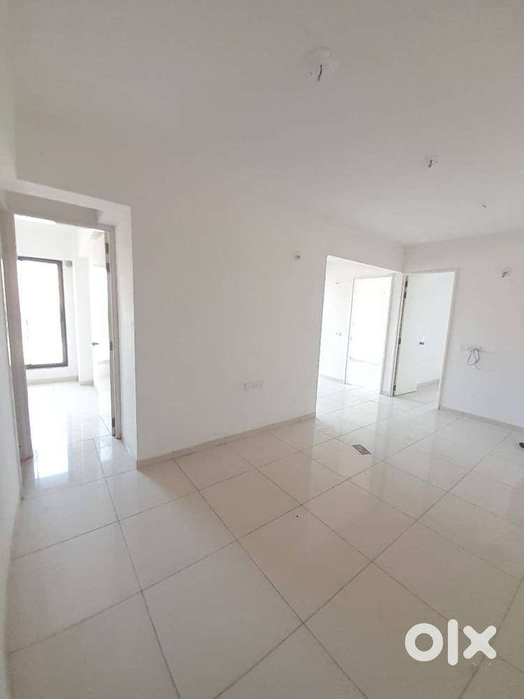 3bhk Specious New Flat for Rent at South bopal