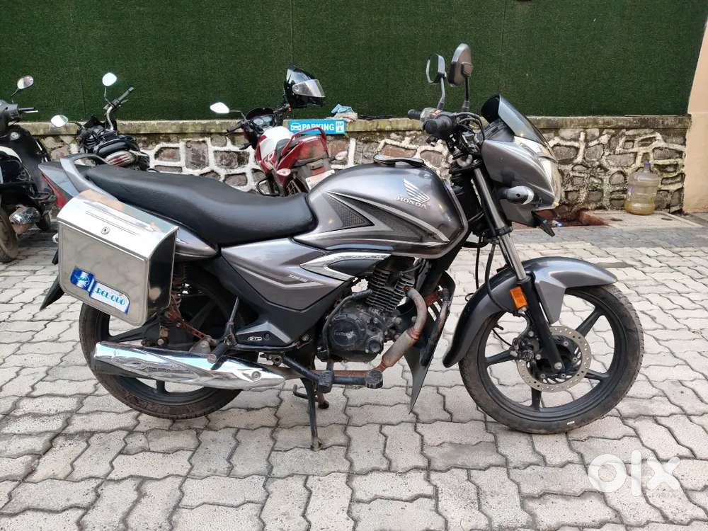 Honda shine dec 2022 disc varient mettalicc grey