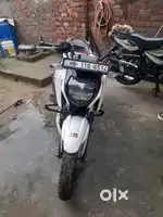 TVS apache rtr 160 4V special edition with double disk