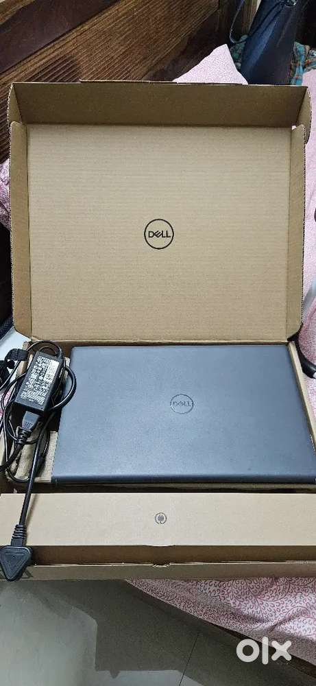 Dell i5 Laptop 8gb RAM and 512gb SSD