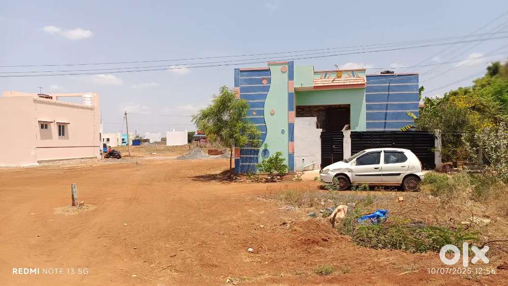 3 cent budget plot near Karuppayurani