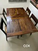Sagaun Dinner Table, 4 chairs