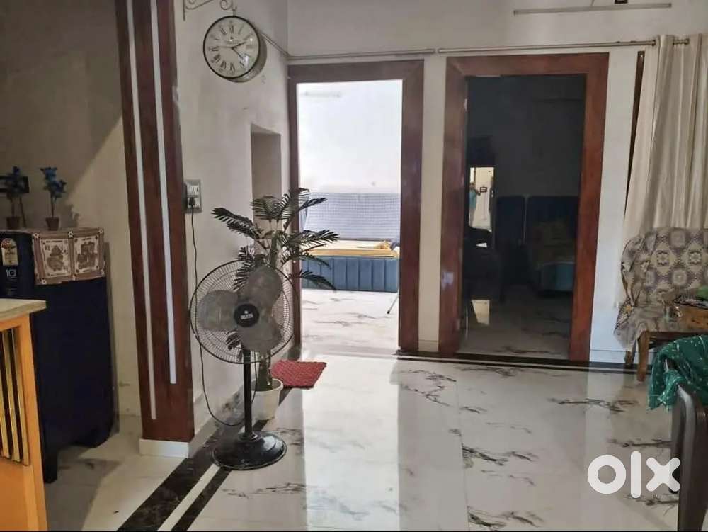3BHK Luxurious House Green Park Colony Gate Band Society