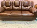 Leather Sofa 5 seater 3+1+1.. At very price
hurry up..