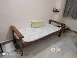 Wooden bed made of sagwaan for sell