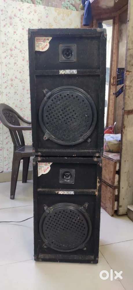 10 inch ke 2 speaker hai, 150, Watt ke jada use nhi huye