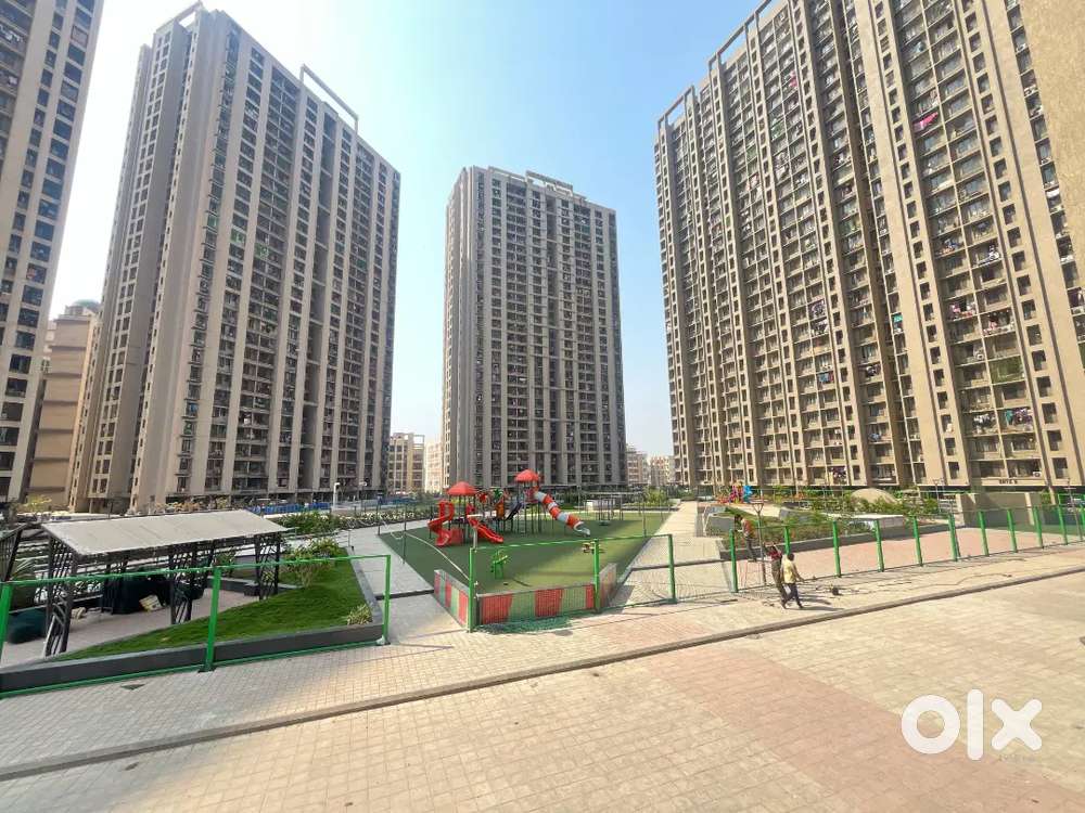 2bhk big flat 1.parking