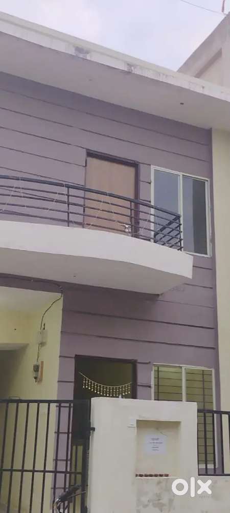 3BHK DUPLEX BONGLOW Available for Rent Medical student and family