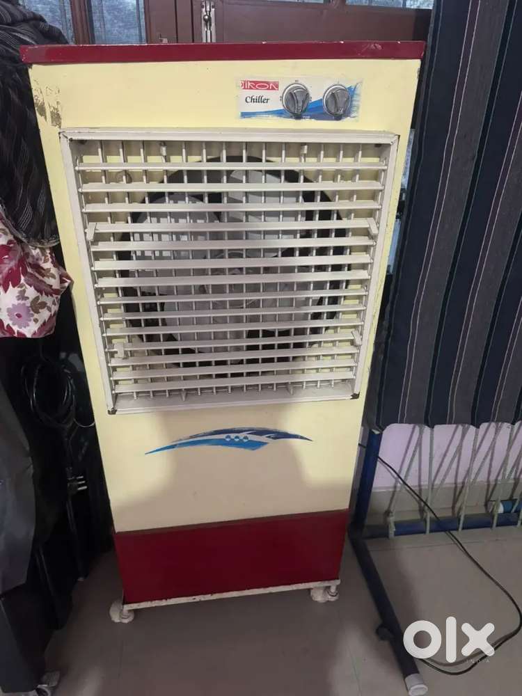 Very good condition cooler ikon company