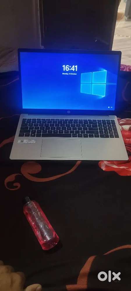 Hp laptop 15 AMD RYZEN 5 7535U 14TH GEN. With Radeon Graphics(2.40HHz)