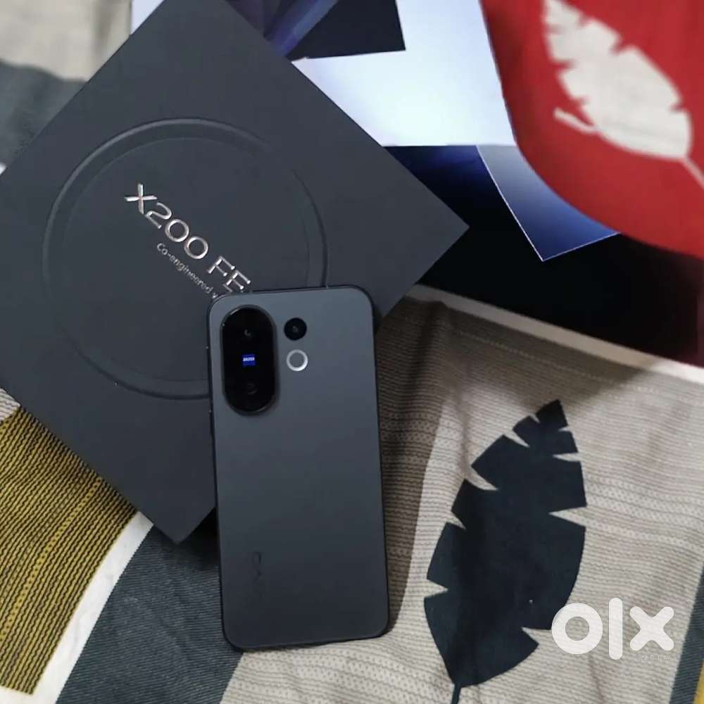 Vivo x200 fe 12gb/256gb 1mont old